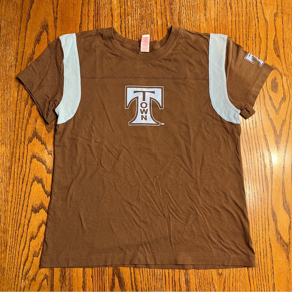 Tacoma T-Town Graphic Tee Brown Women’s Small Streetwear Washington Logo Shirt